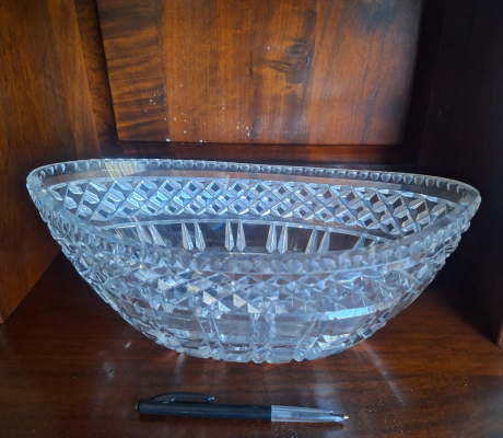 (Brakpan ) - GLASS BOWL  ON OFFER