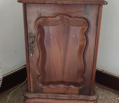 (Brakpan ) - Small cupboard bedroom  R 500