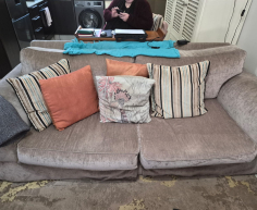 4 striped cushions  - (A Paulshof)